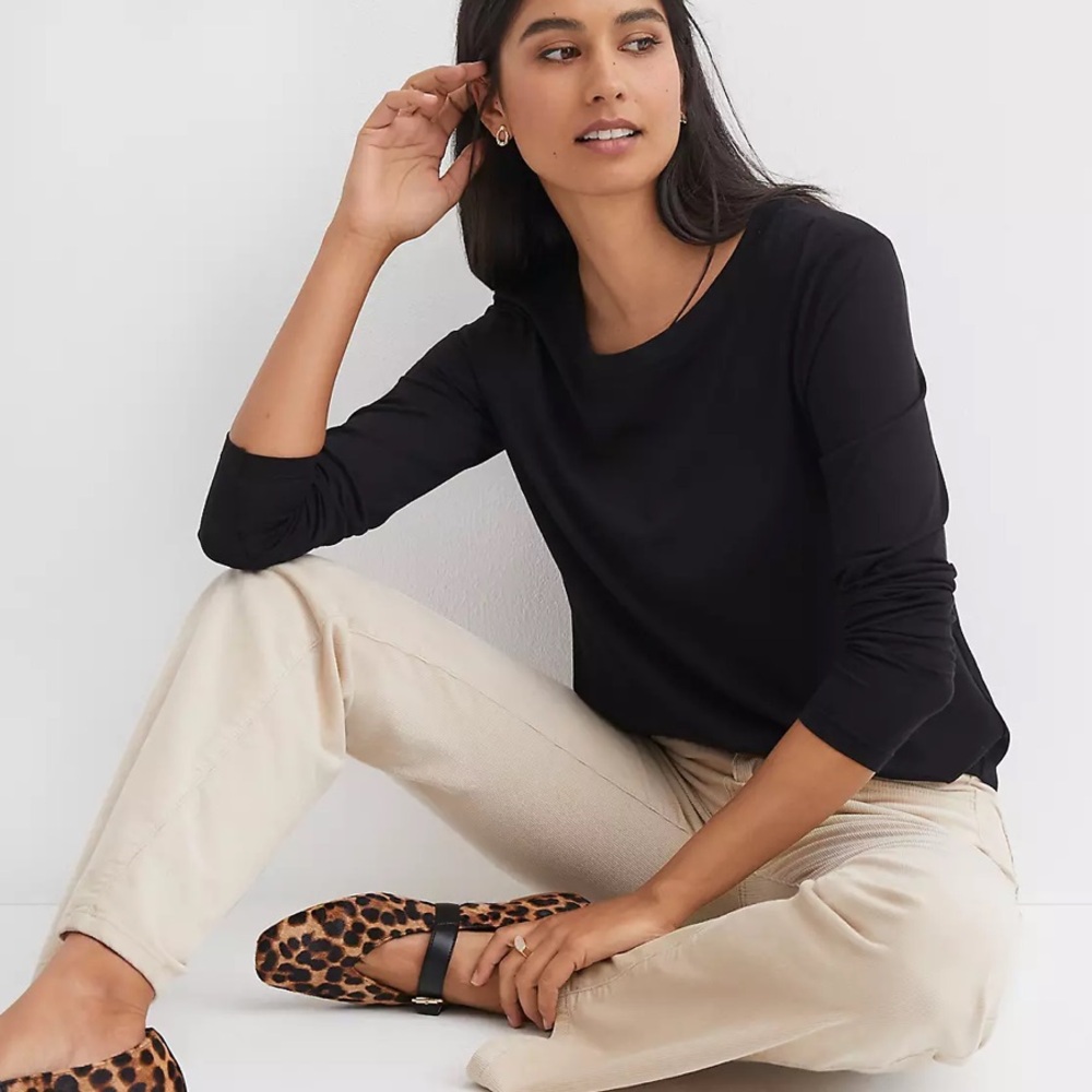 Long sleeve every day tee